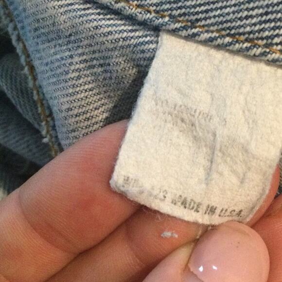 Vtg Levi’s trucker jean jacket men M thrashed USA gorpcore emo punk Western rock - Picture 15 of 16